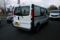 Opel-Vivaro-3